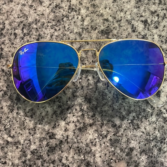 Raybans - Picture 2 of 3